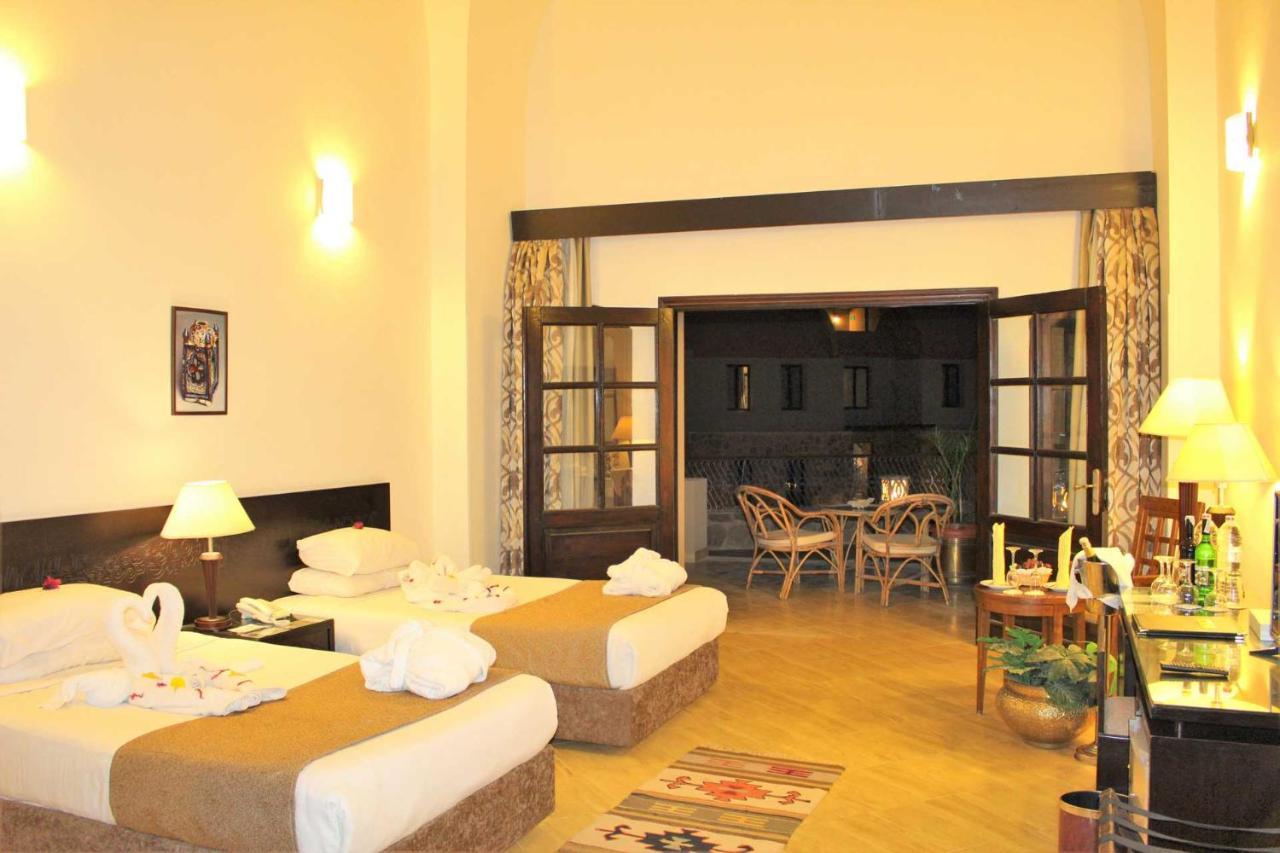 Rohanou Beach Resort El Qoseir Exterior photo